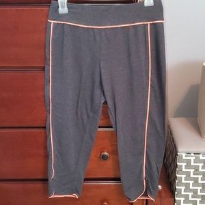 Gray Capri leggings